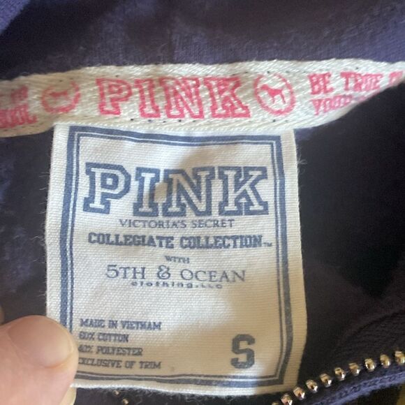 PINK + Pitt Collegiate Collection Size Small see pictures for flaw - Picture 6 of 10